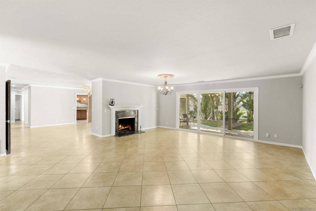Rancho Santa Fe, CA 92067,7722 Rancho Santa Fe View Ct