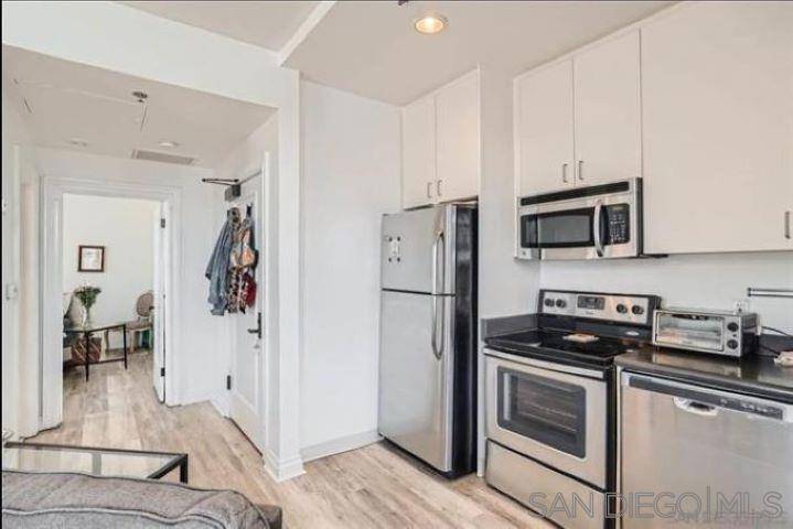 San Diego, CA 92101,702 Ash St. #203
