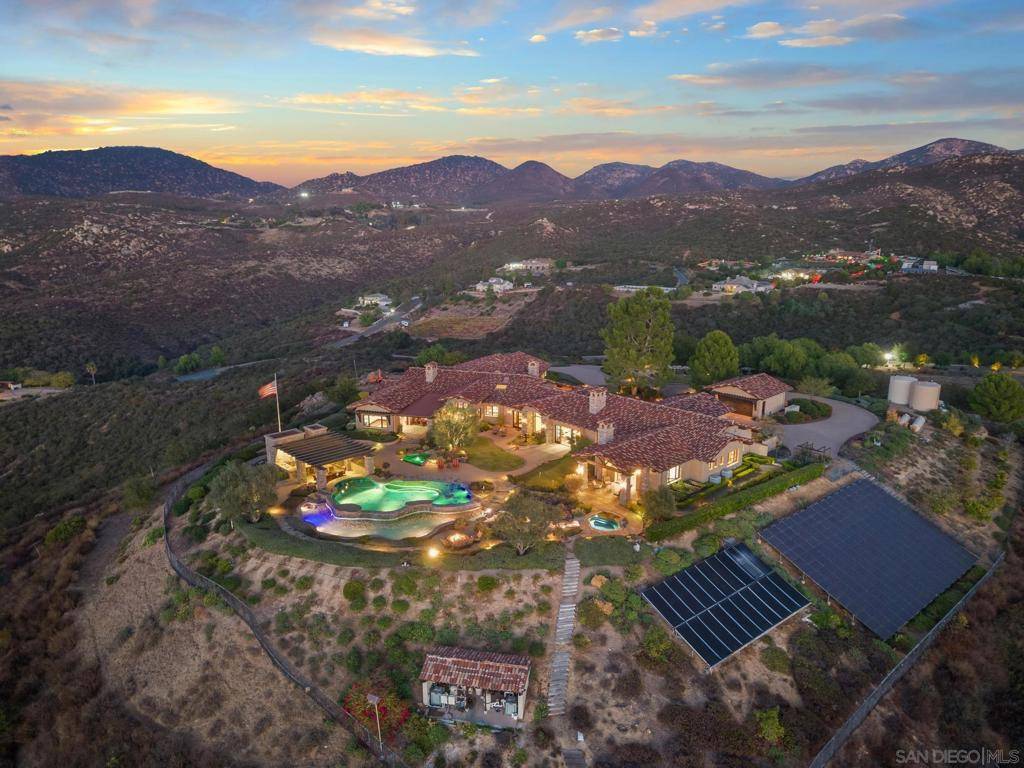 Poway, CA 92064,15707 Blue Crystal Trl
