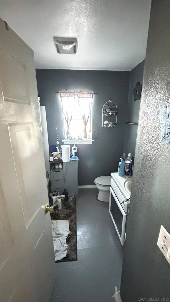 Potrero, CA 91963,1030 Harris Ranch R