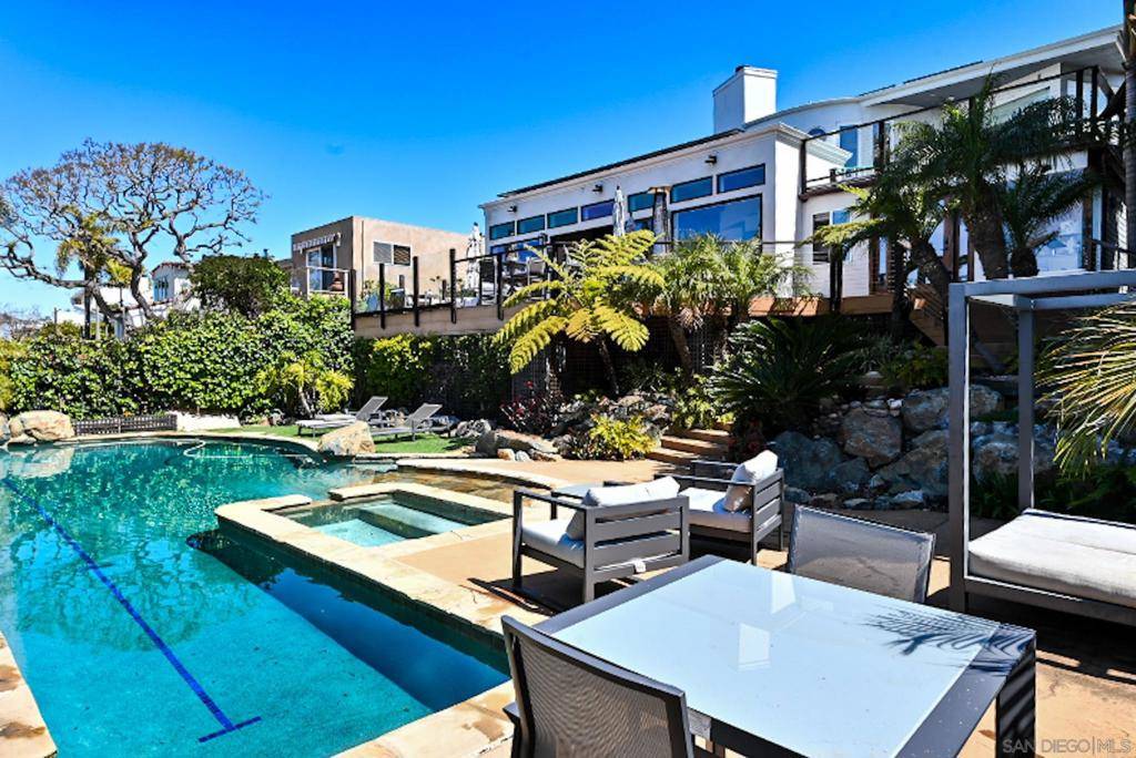 Solana Beach, CA 92075,659 N Granados