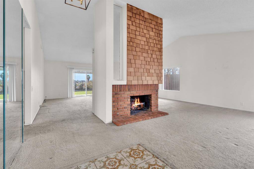 San Diego, CA 92129,13072 Trigger St