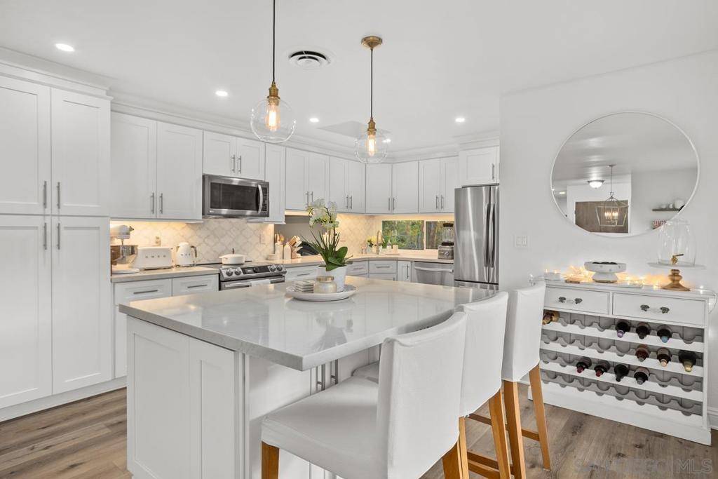 Escondido, CA 92025,2477 Reill View Drive