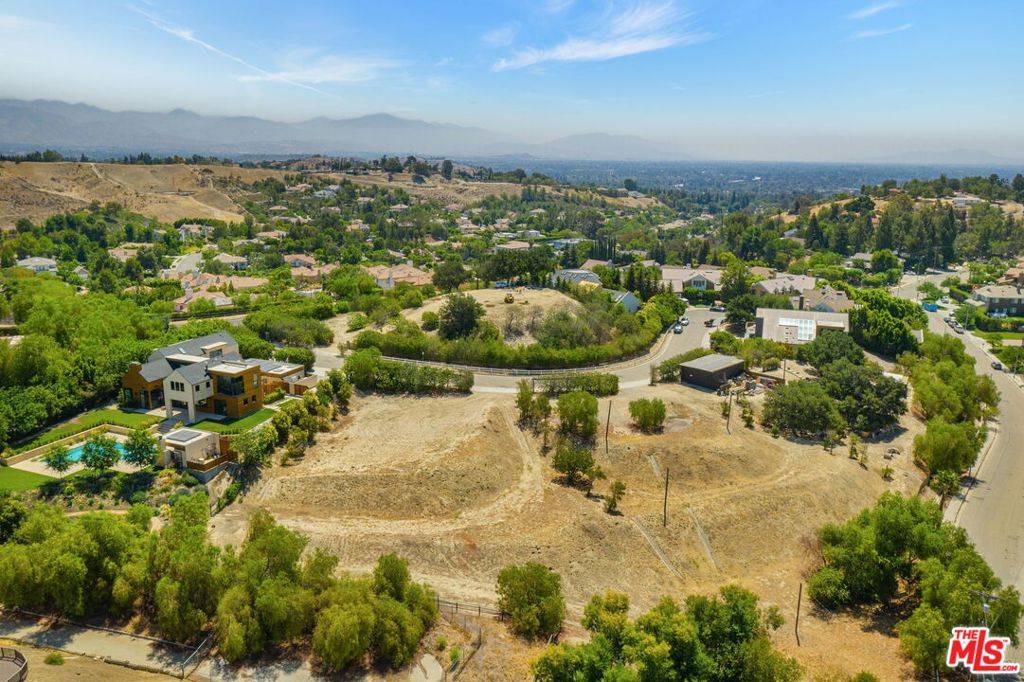 Granada Hills, CA 91344,18149 Knoll Hill