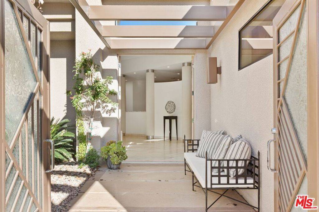 Indian Wells, CA 92210,78100 Yavapa