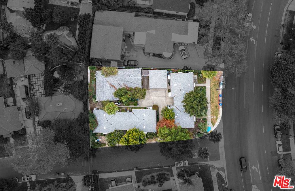 Burbank, CA 91505,2924 W Riverside DR