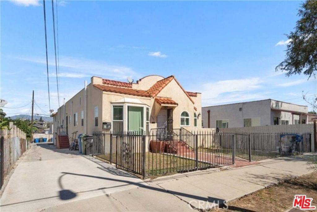 Los Angeles, CA 90033,2551 Ganahl ST