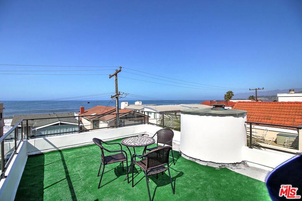 Ventura, CA 93001,6733 Breakers WAY