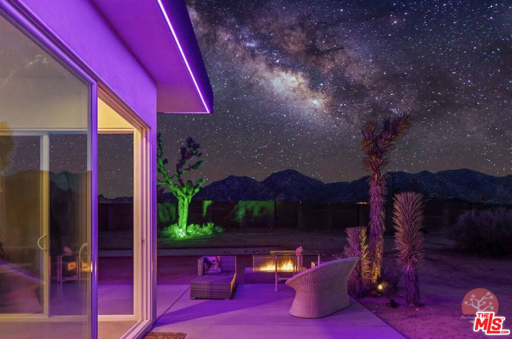 Pioneertown, CA 92268,5256 William S Hart RD