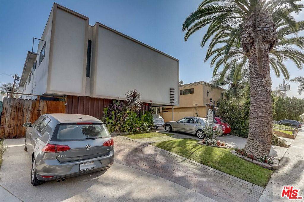 Los Angeles, CA 90034,3344 Keystone AVE
