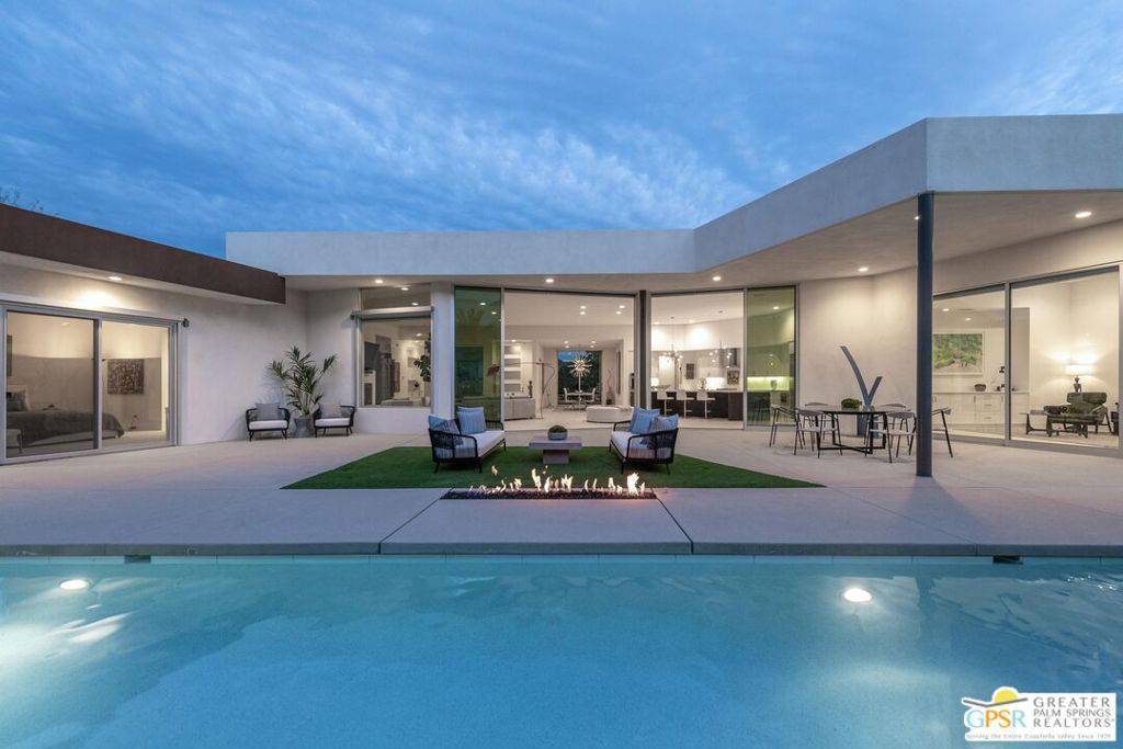 Palm Springs, CA 92264,563 Athena CT