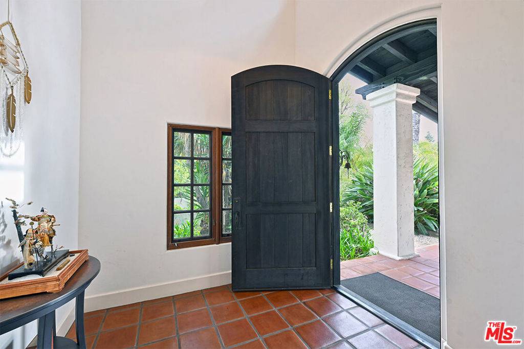 Sherwood Forest, CA 91325,17267 Parthenia ST