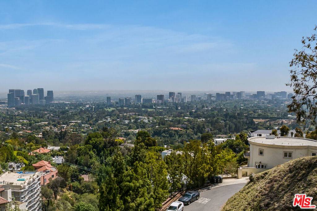 Beverly Hills, CA 90210,1412 Seabright PL