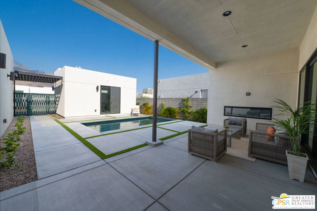 Palm Springs, CA 92262,3366 Ambassador DR #Lot 203