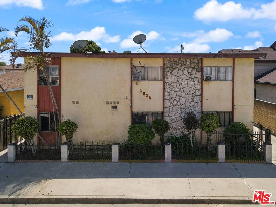 Huntington Park, CA 90255,2938 E 60th PL