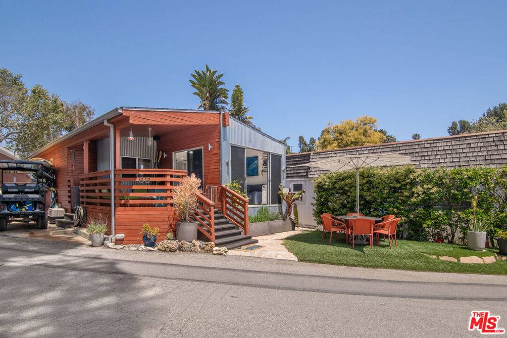 Malibu, CA 90265,89 Paradise Cove RD