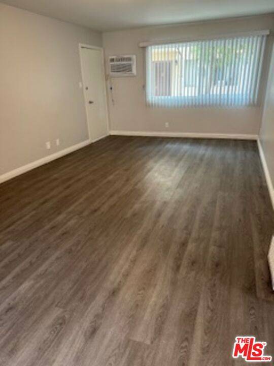 Tarzana, CA 91356,5730 Yolanda AVE