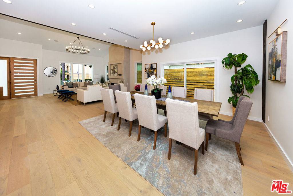 Los Angeles, CA 90035,1441 N Livonia AVE