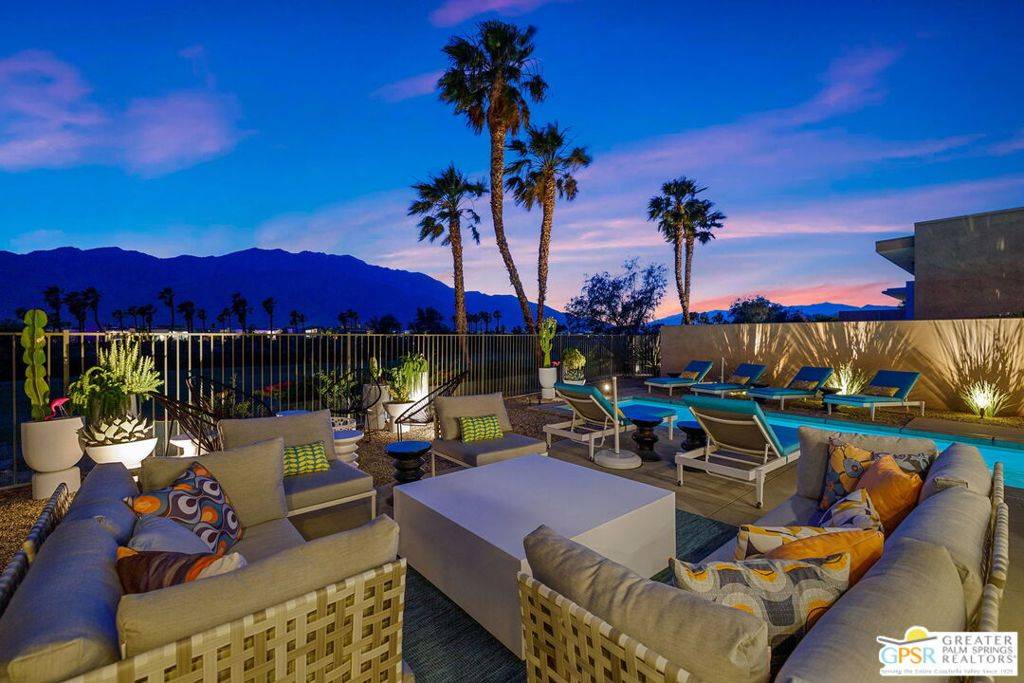 Palm Springs, CA 92262,929 Bernardi LN