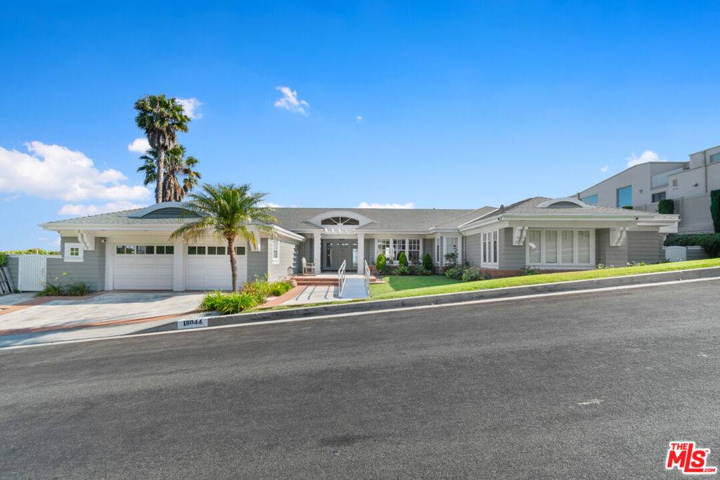 Pacific Palisades, CA 90272,18044 Sandy Cape DR