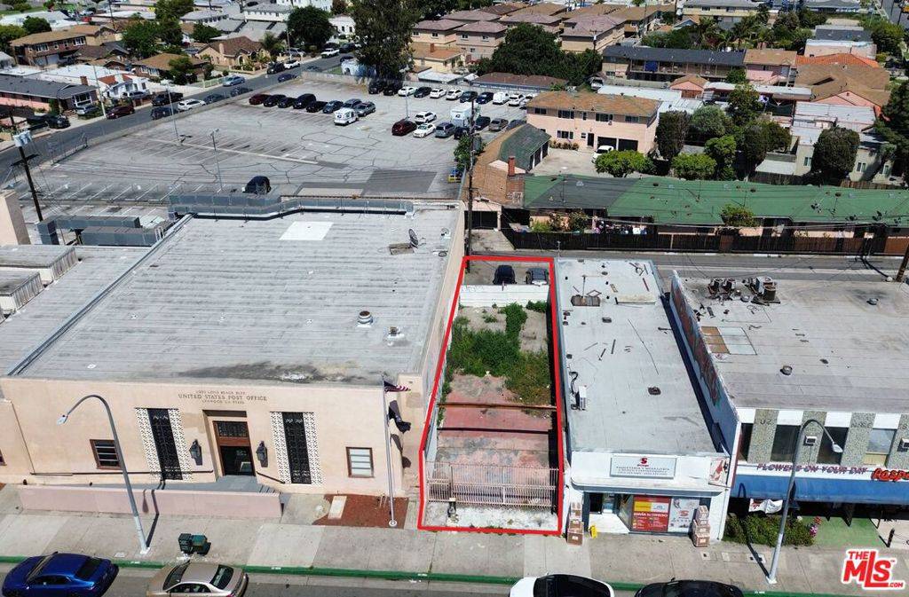 Lynwood, CA 90262,11218 Long Beach BLVD