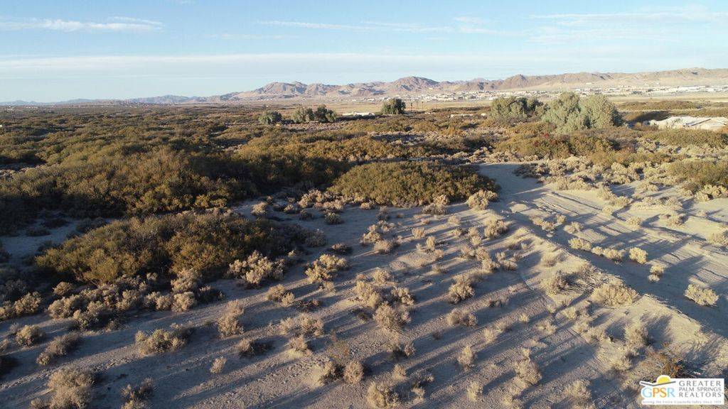 29 Palms, CA 92277,2620 Wagon Wheel RD