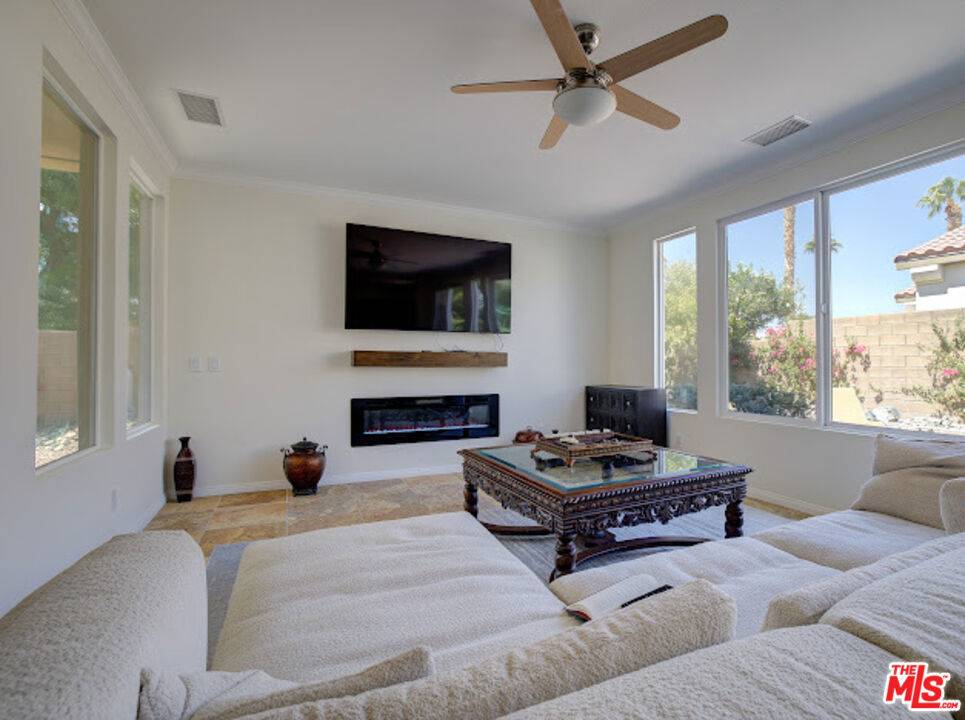 La Quinta, CA 92253,81634 Desert Willow DR