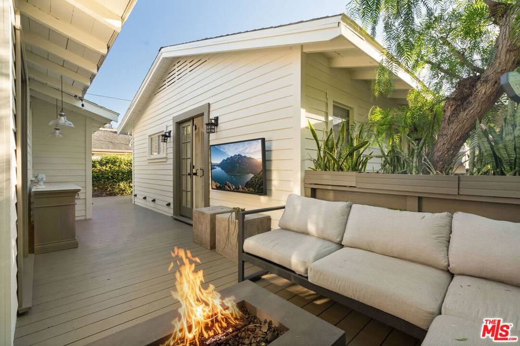 Venice, CA 90291,2329 Ocean AVE