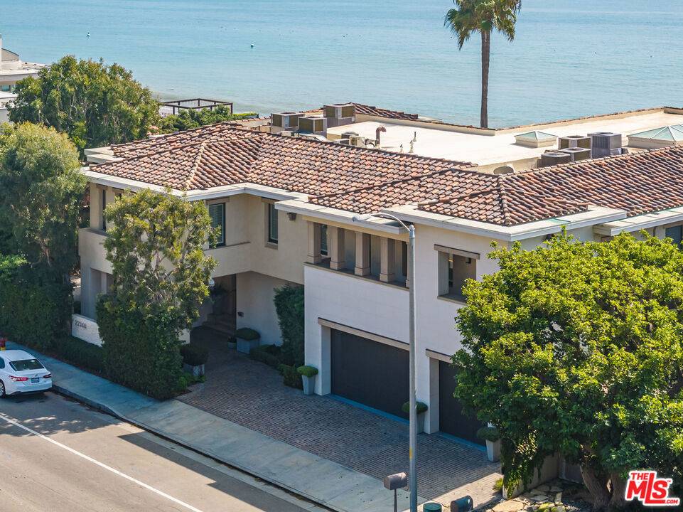 Malibu, CA 90265,22368 Pacific Coast HWY