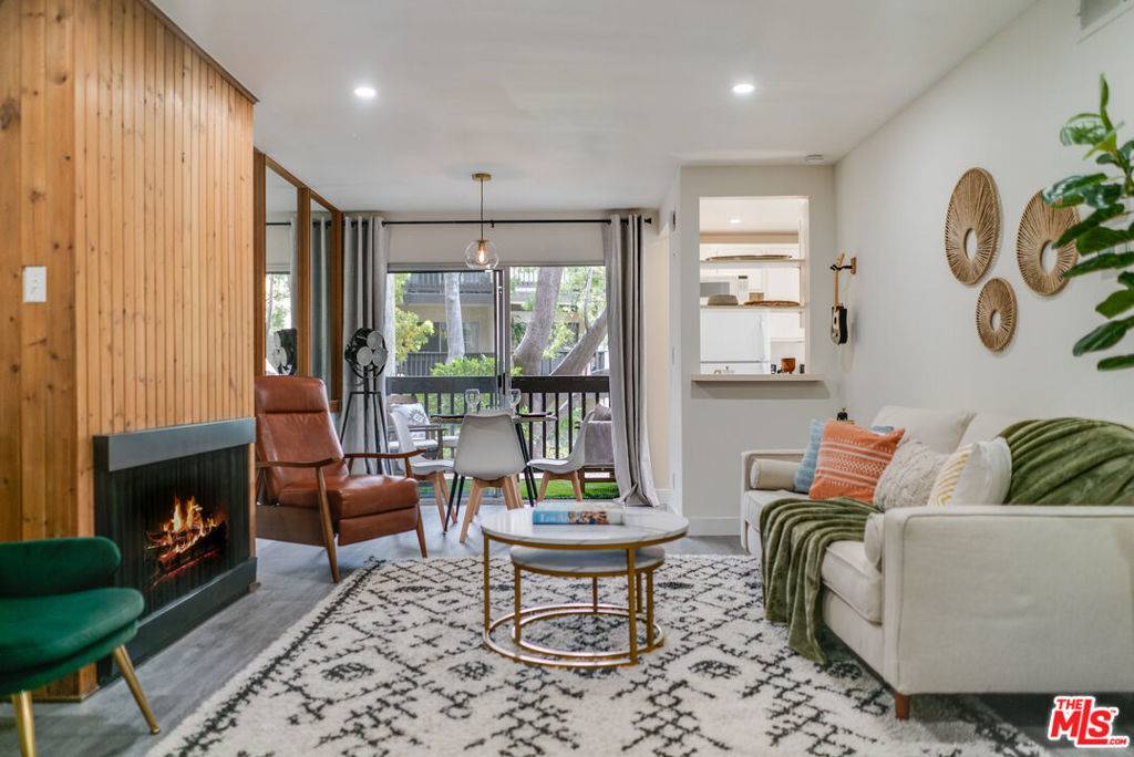 Culver City, CA 90230,11108 Summertime LN