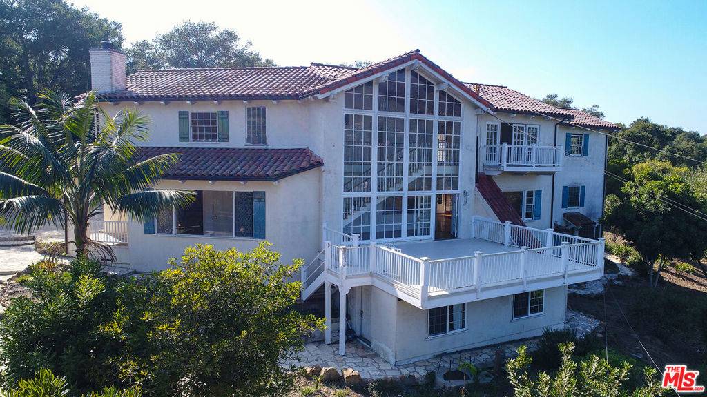 Santa Barbara, CA 93108,939 Arcady RD