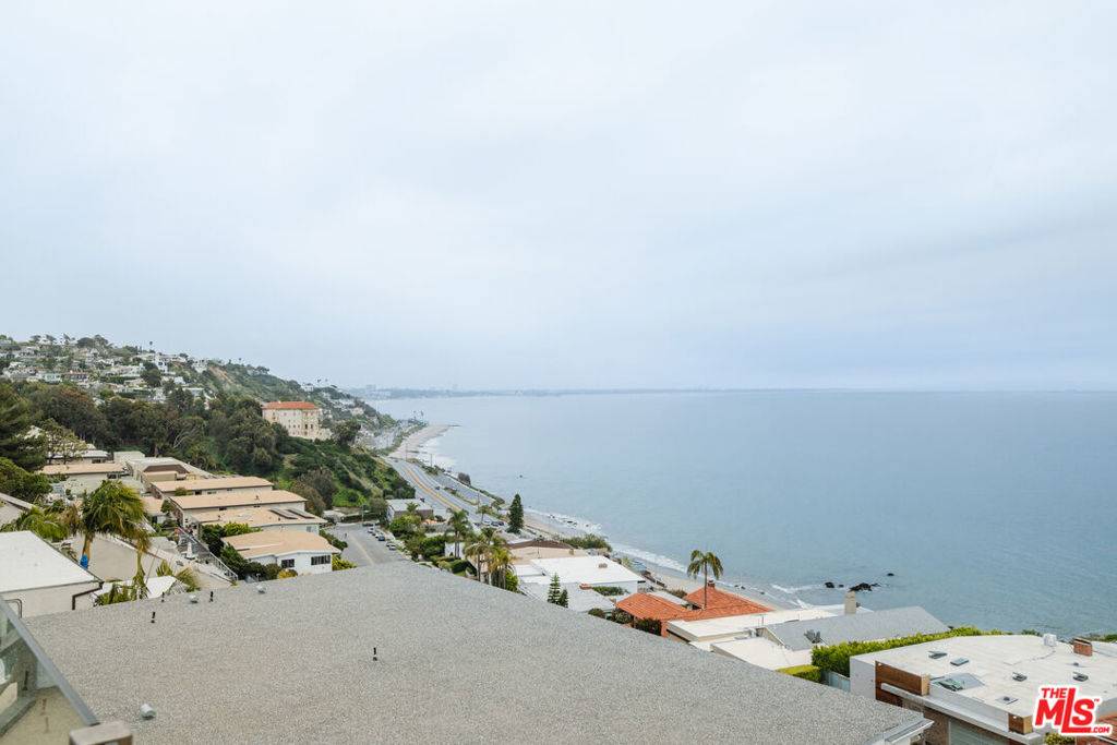Malibu, CA 90265,18203 Coastline DR #7