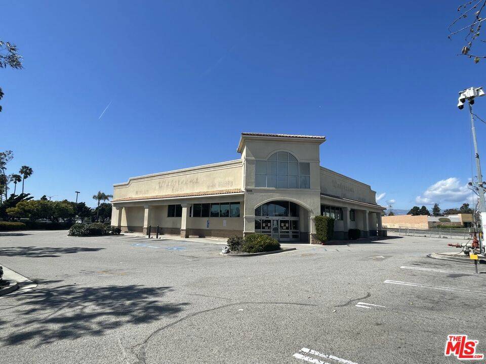 Oxnard, CA 93036,2303 E Vineyard AVE