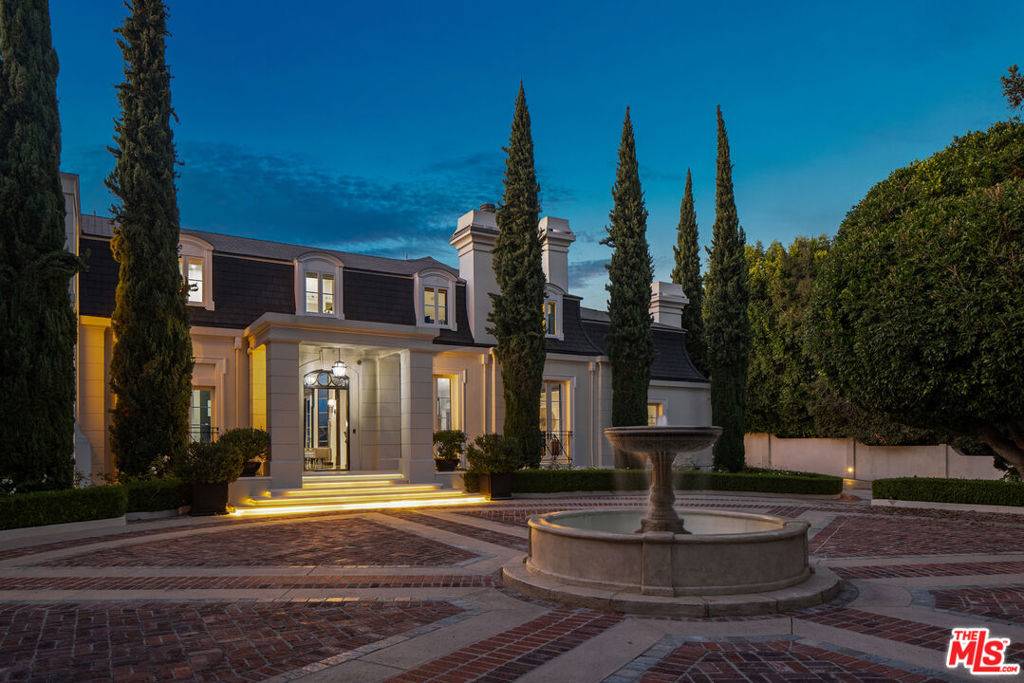 Los Angeles, CA 90077,10847 Bellagio RD