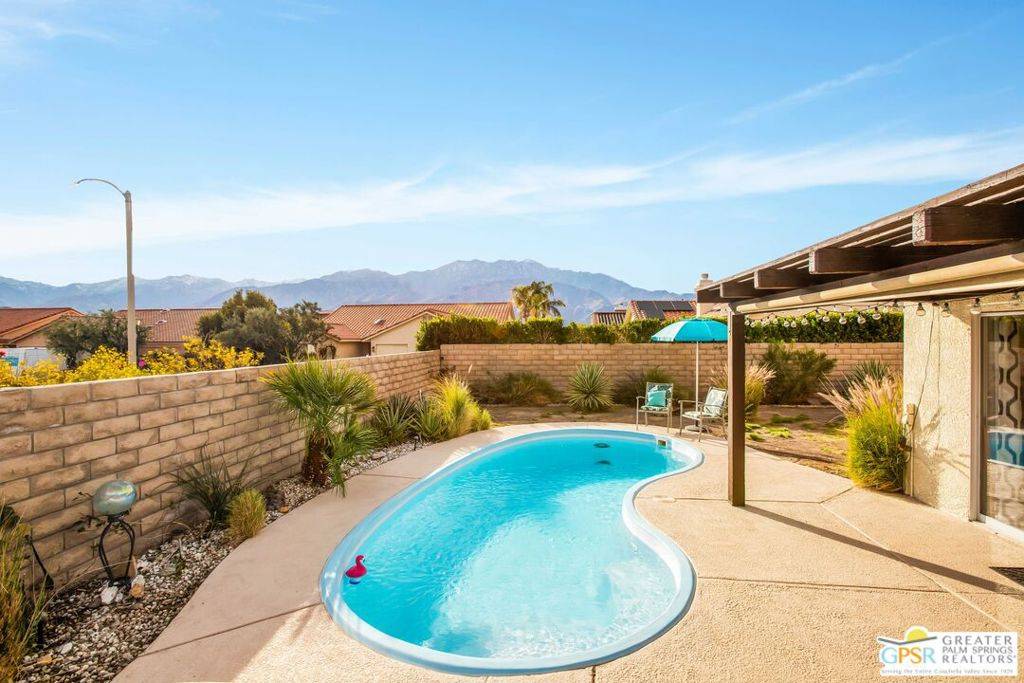 Cathedral City, CA 92234,67737 Diane LN