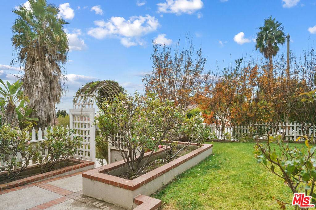 Santa Monica, CA 90403,1043 Franklin ST