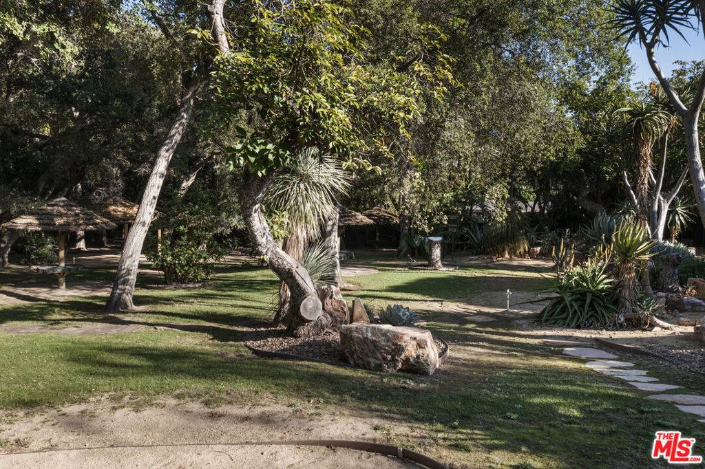Pasadena, CA 91103,1409 El Mirador DR