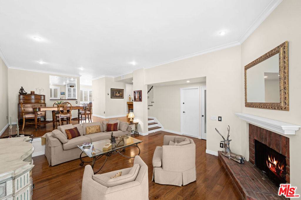 Pacific Palisades, CA 90272,1622 Palisades DR