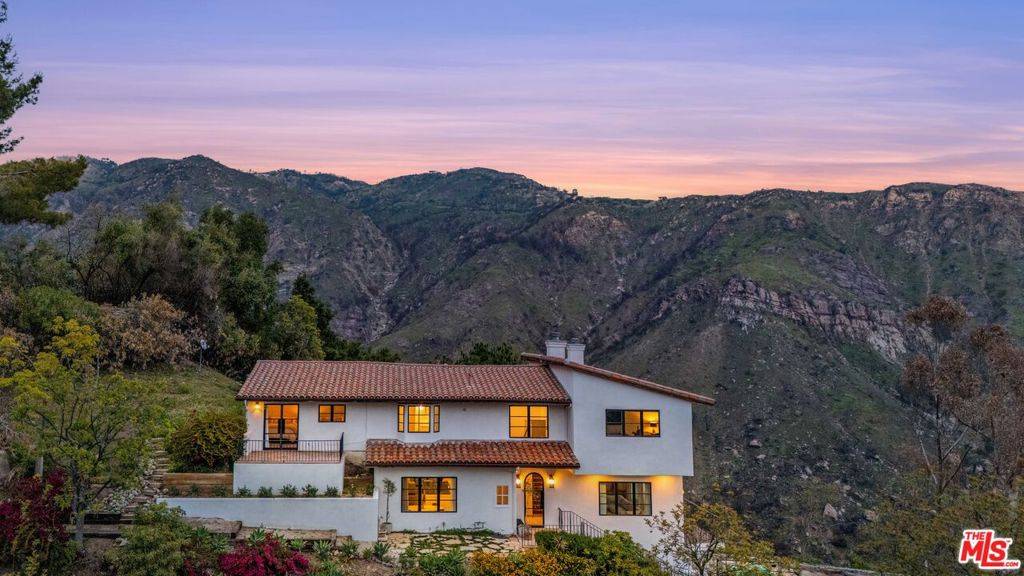 Malibu, CA 90265,2382 Live Oak Meadows RD