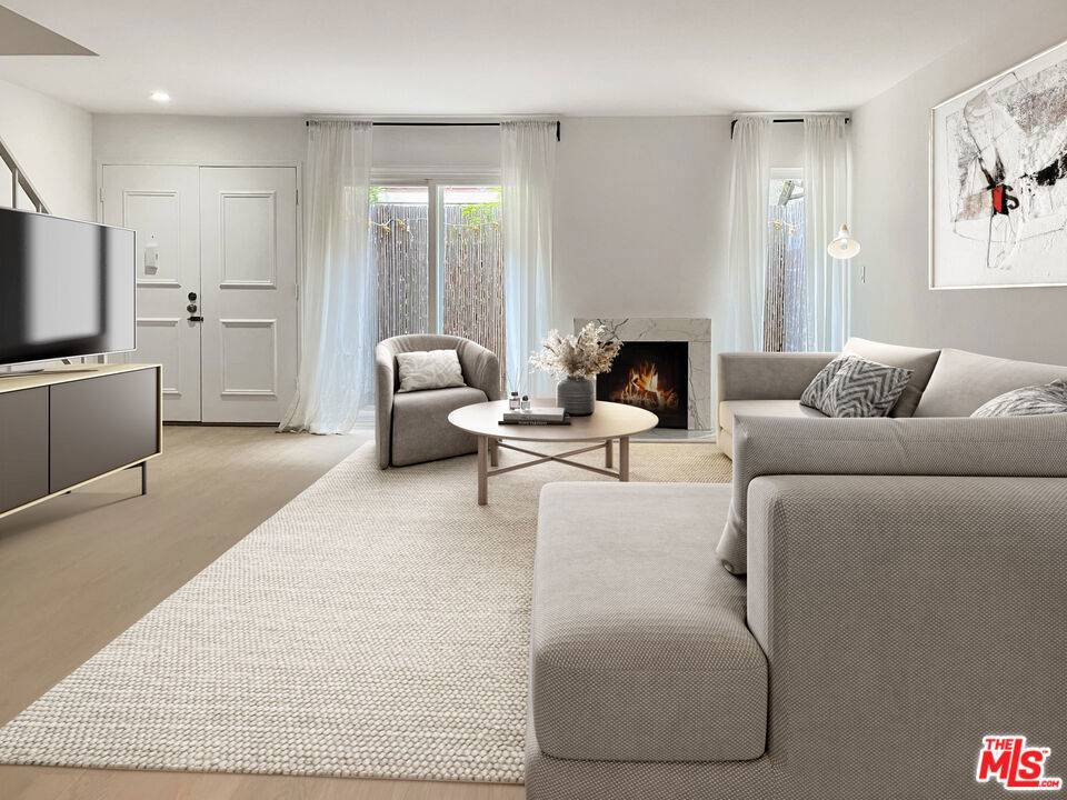 Sherman Oaks, CA 91403,5115 Kester AVE #9
