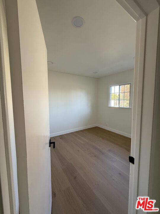 Tarzana, CA 91335,19216 Calvert ST