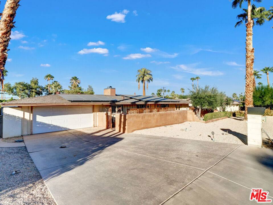 Palm Desert, CA 92260,72816 Willow ST
