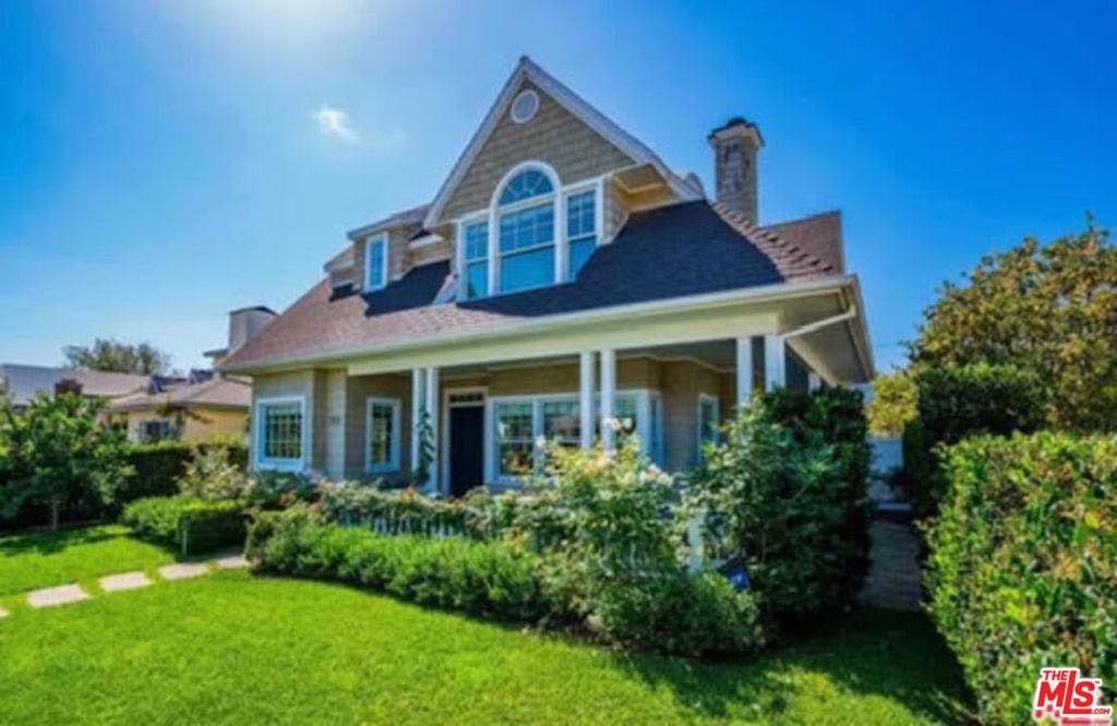 Pacific Palisades, CA 90272,773 Hartzell ST