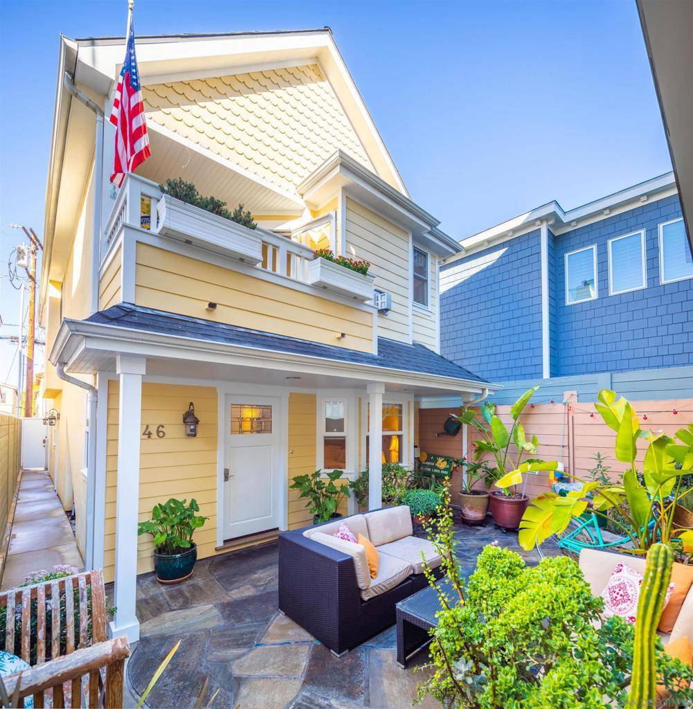 Coronado, CA 92118,746 G Ave