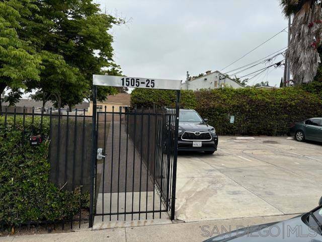 San Diego, CA 92113,1505 S 40th St