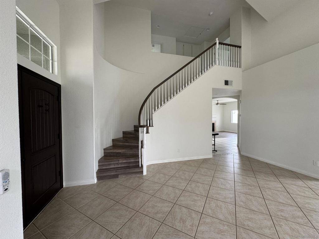 Oceanside, CA 92058,187 Plumosa St