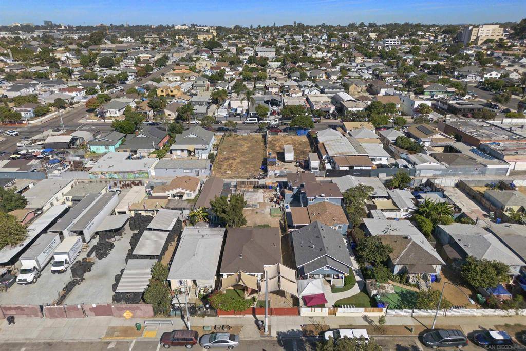 San Diego, CA 92113,2438 Commercial