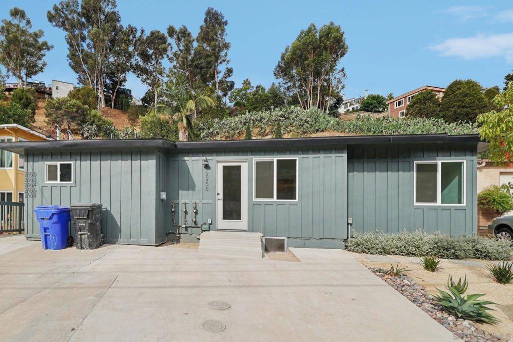 San Diego, CA 92103,2962 Reynard Way