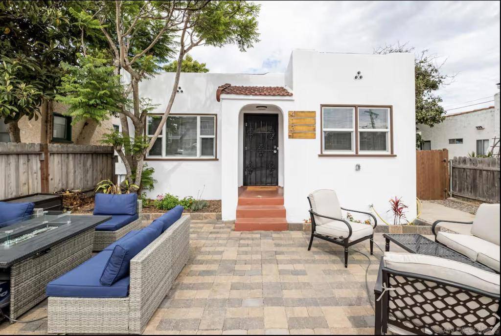 San Diego, CA 92109,4131 Lamont St
