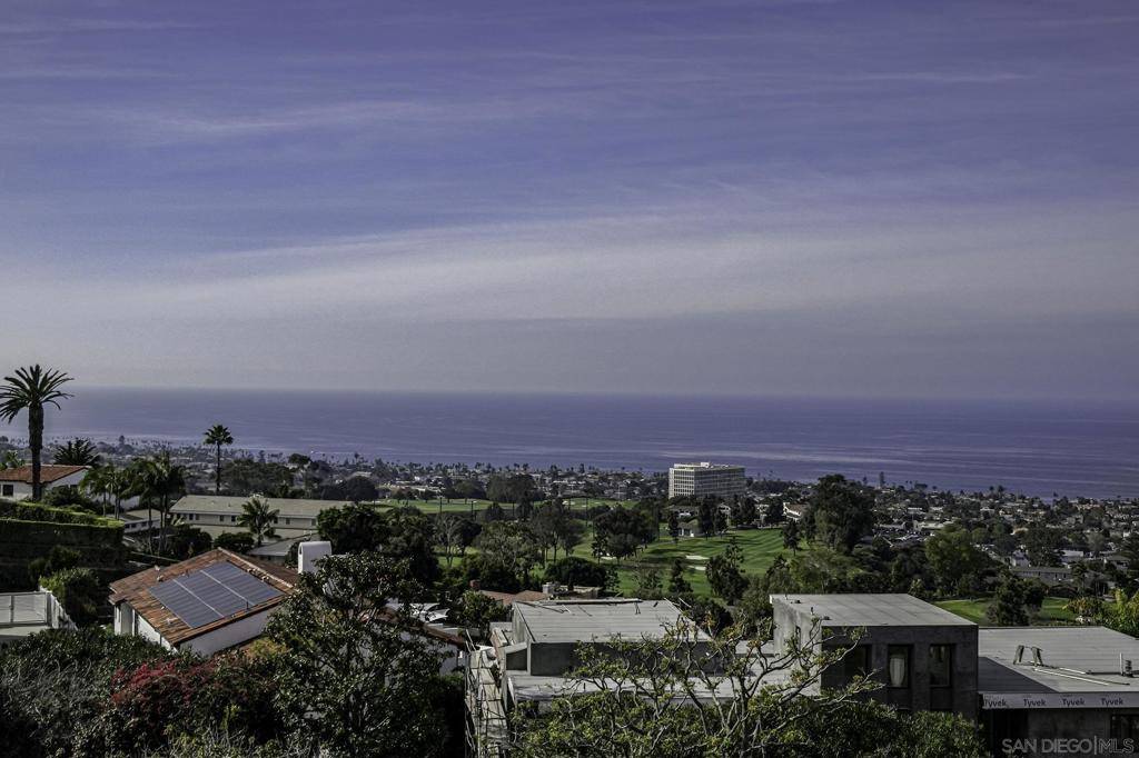 La Jolla, CA 92037,7324 Remley Place